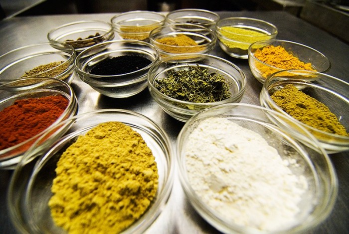 Indian spices, London. Fotograf Paul Marshall